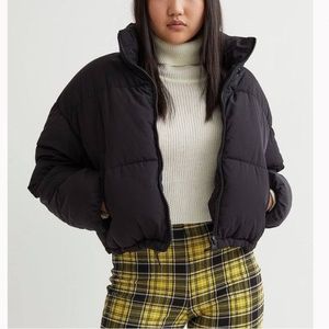 H&M Cropped Black puffer Medium